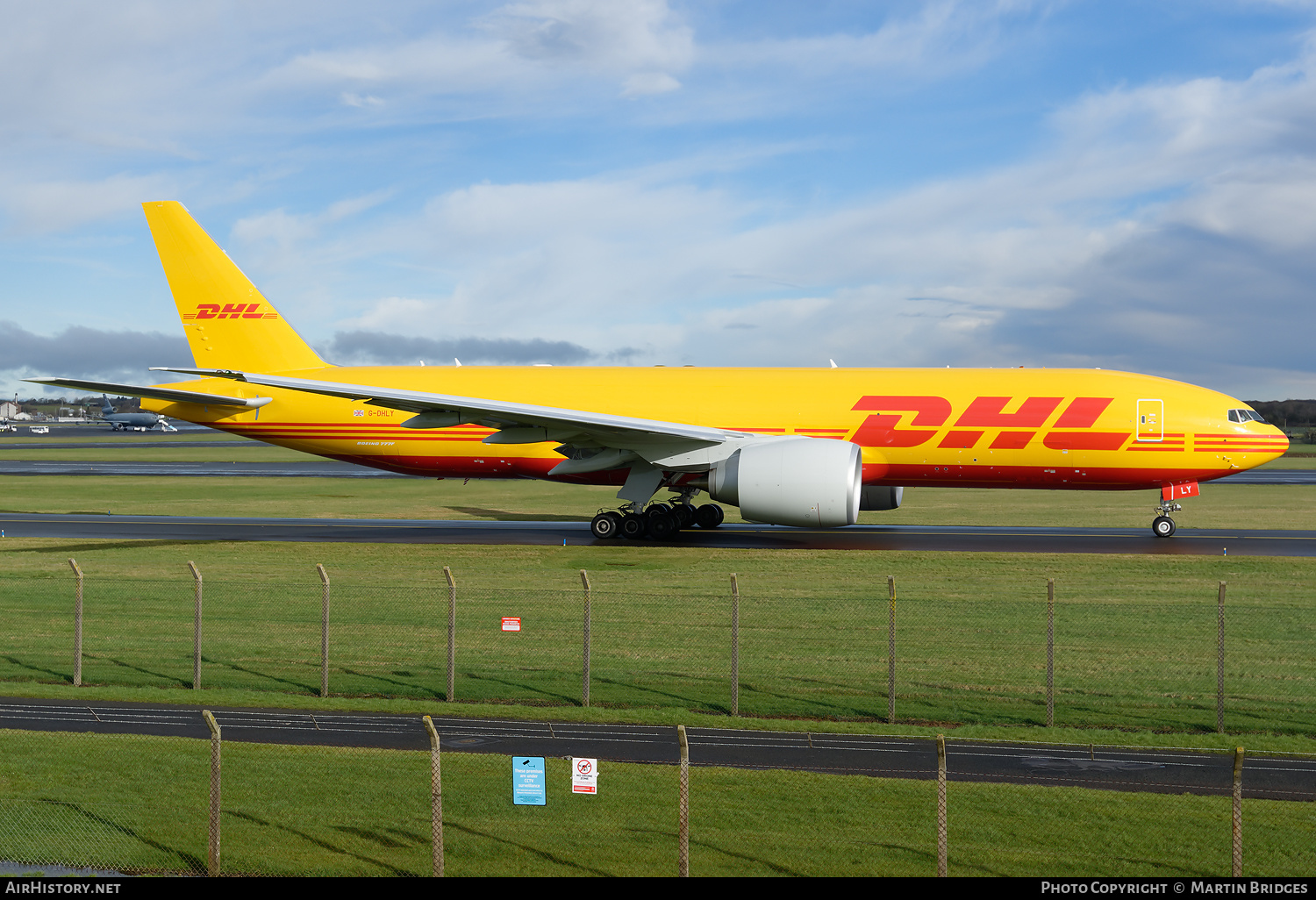 Aircraft Photo of G-DHLY | Boeing 777-F | DHL International | AirHistory.net #511180