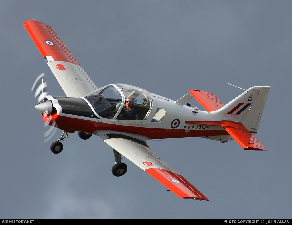 Aircraft Photo of G-SIJW / XX630 | Scottish Aviation Bulldog 120/121 | UK - Air Force | AirHistory.net #511208