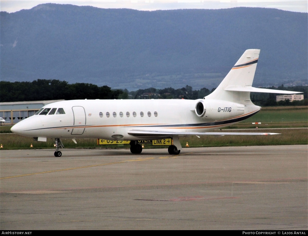 Aircraft Photo of G-ITIG | Dassault Falcon 2000EX | AirHistory.net #511242