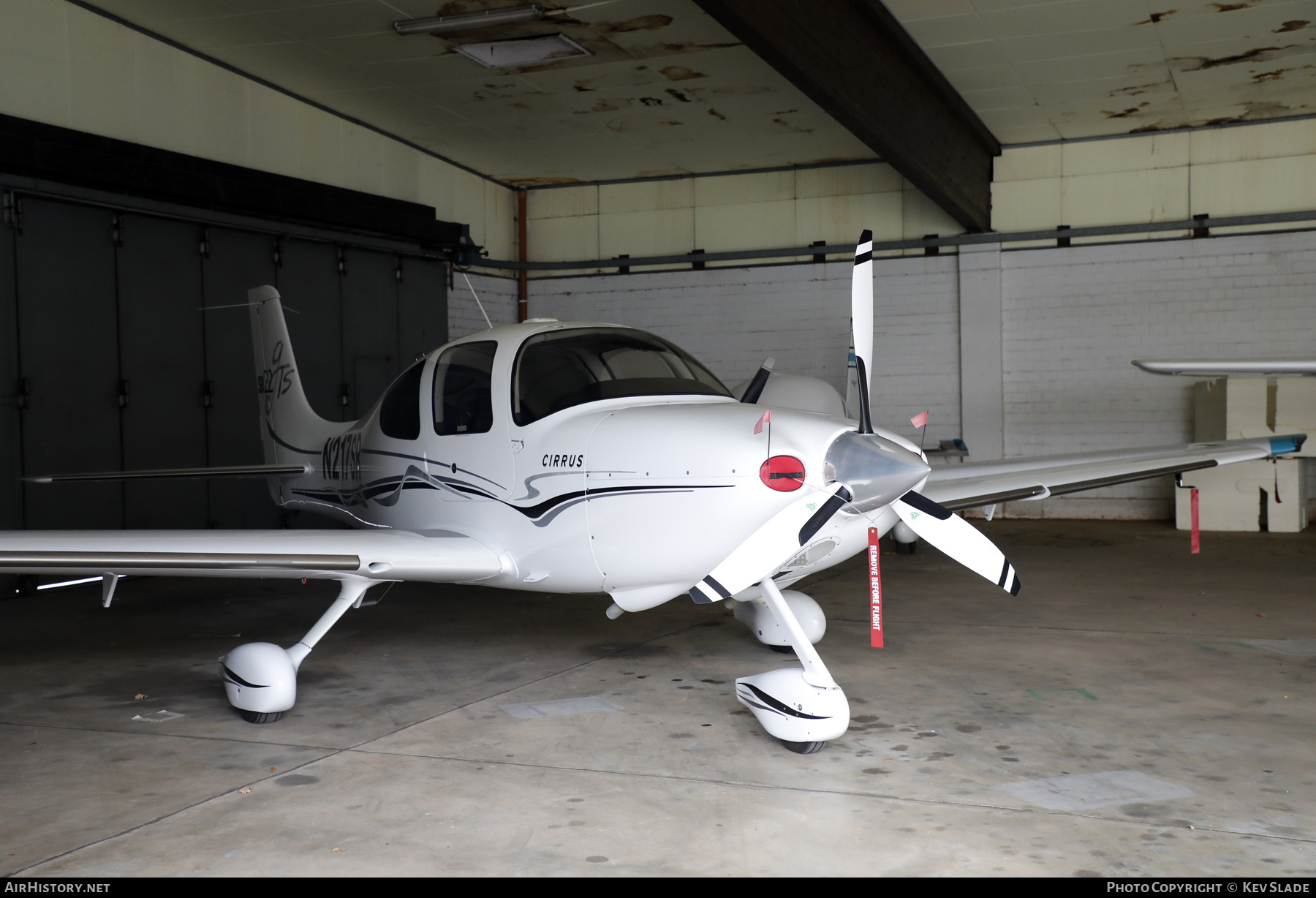 Aircraft Photo of N217SR | Cirrus SR-22 G2-GTS | AirHistory.net #511271