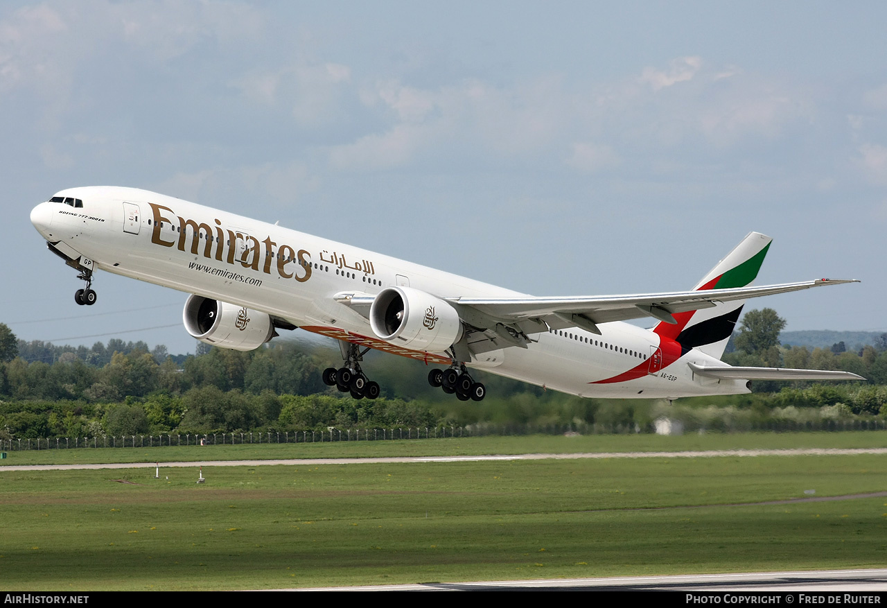 Aircraft Photo of A6-EGP | Boeing 777-31H/ER | Emirates | AirHistory.net #511333