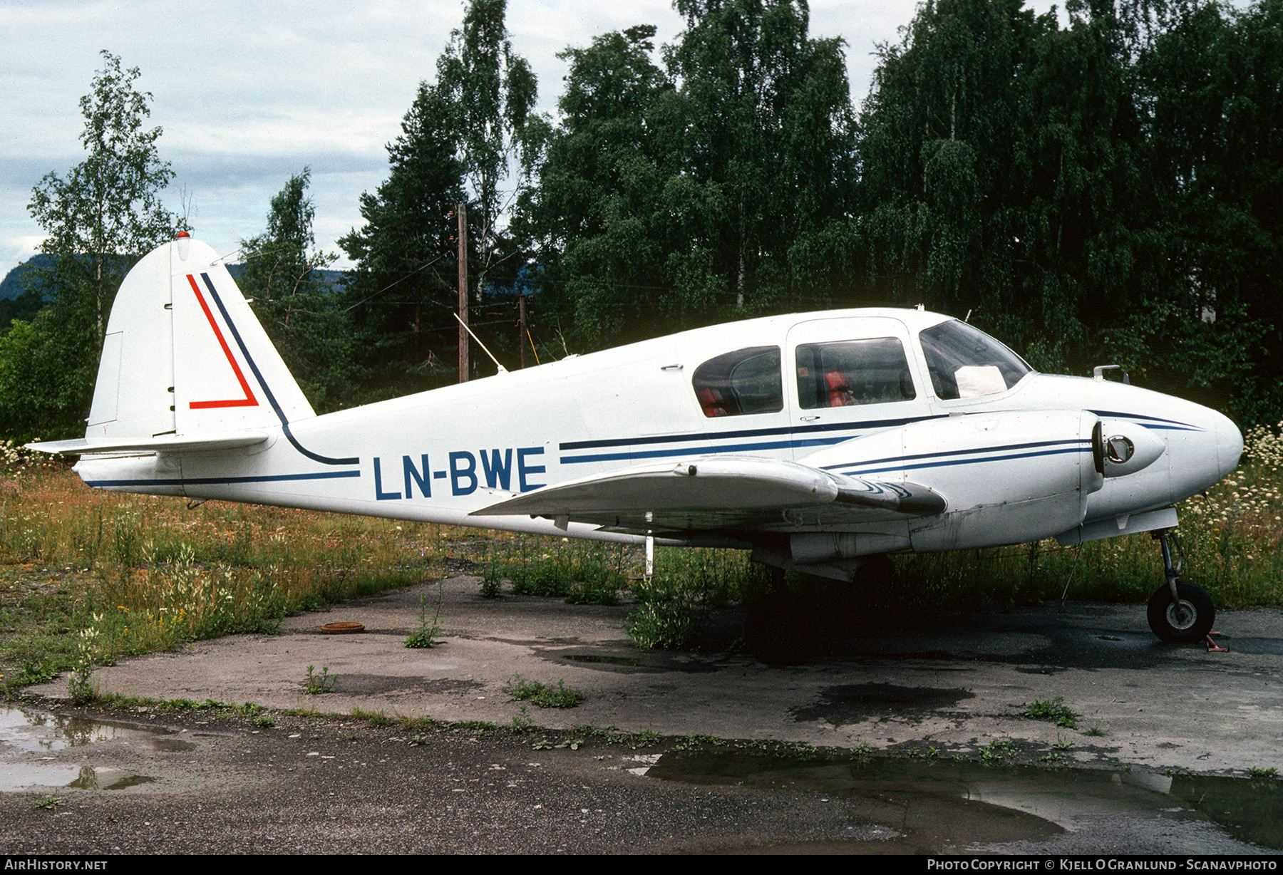 Aircraft Photo of LN-BWE | Piper PA-23-160 Apache F | AirHistory.net #511343