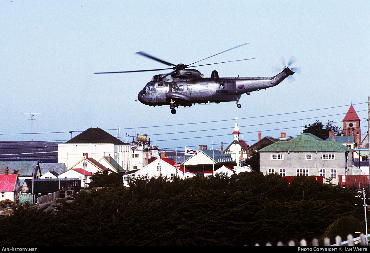 Aircraft Photo of XZ591 | Westland WS-61 Sea King HAR3 | UK - Air Force | AirHistory.net #511345