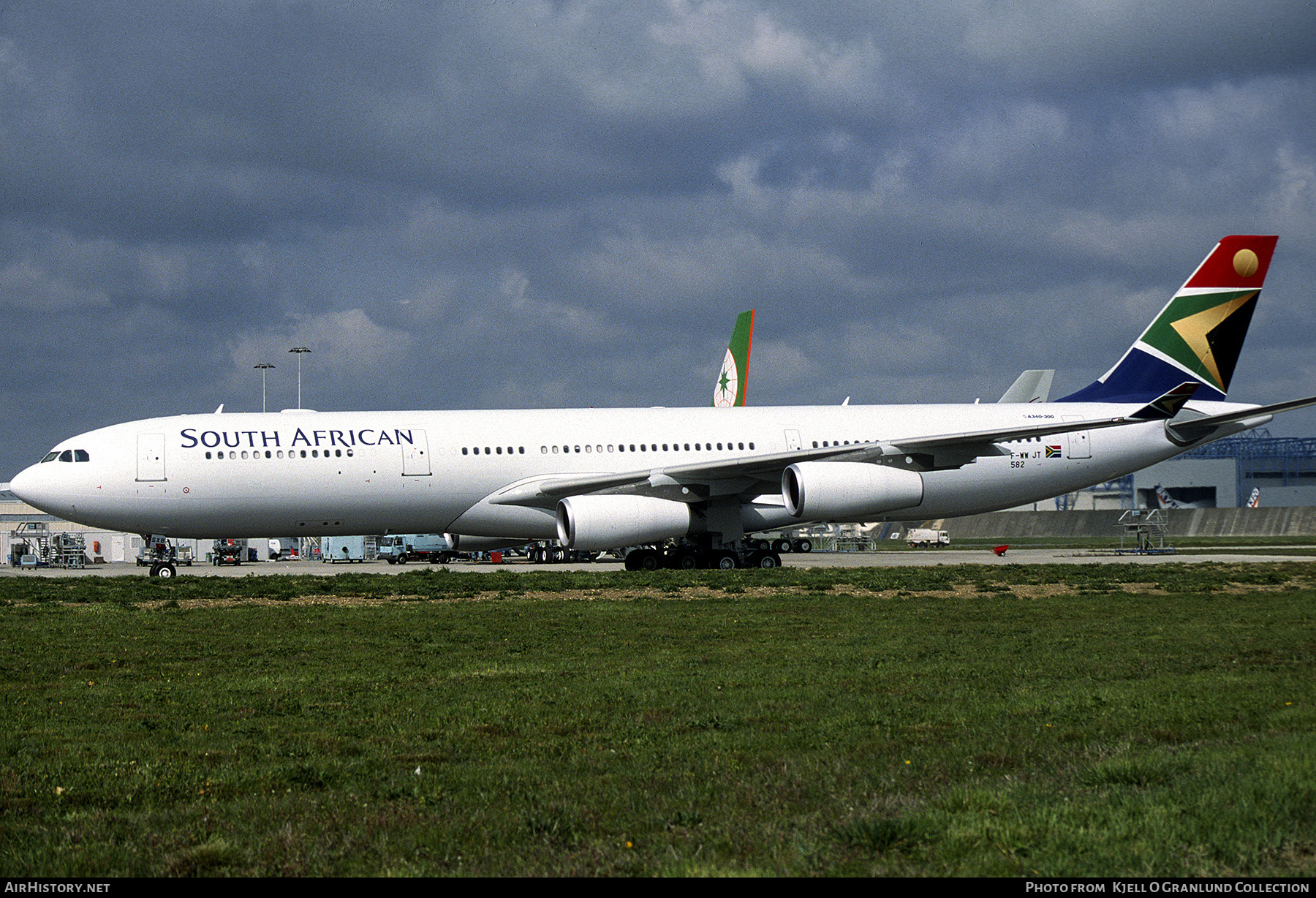 Aircraft Photo of F-WWJT / ZS-SXB | Airbus A340-313E | South African Airways | AirHistory.net #511401