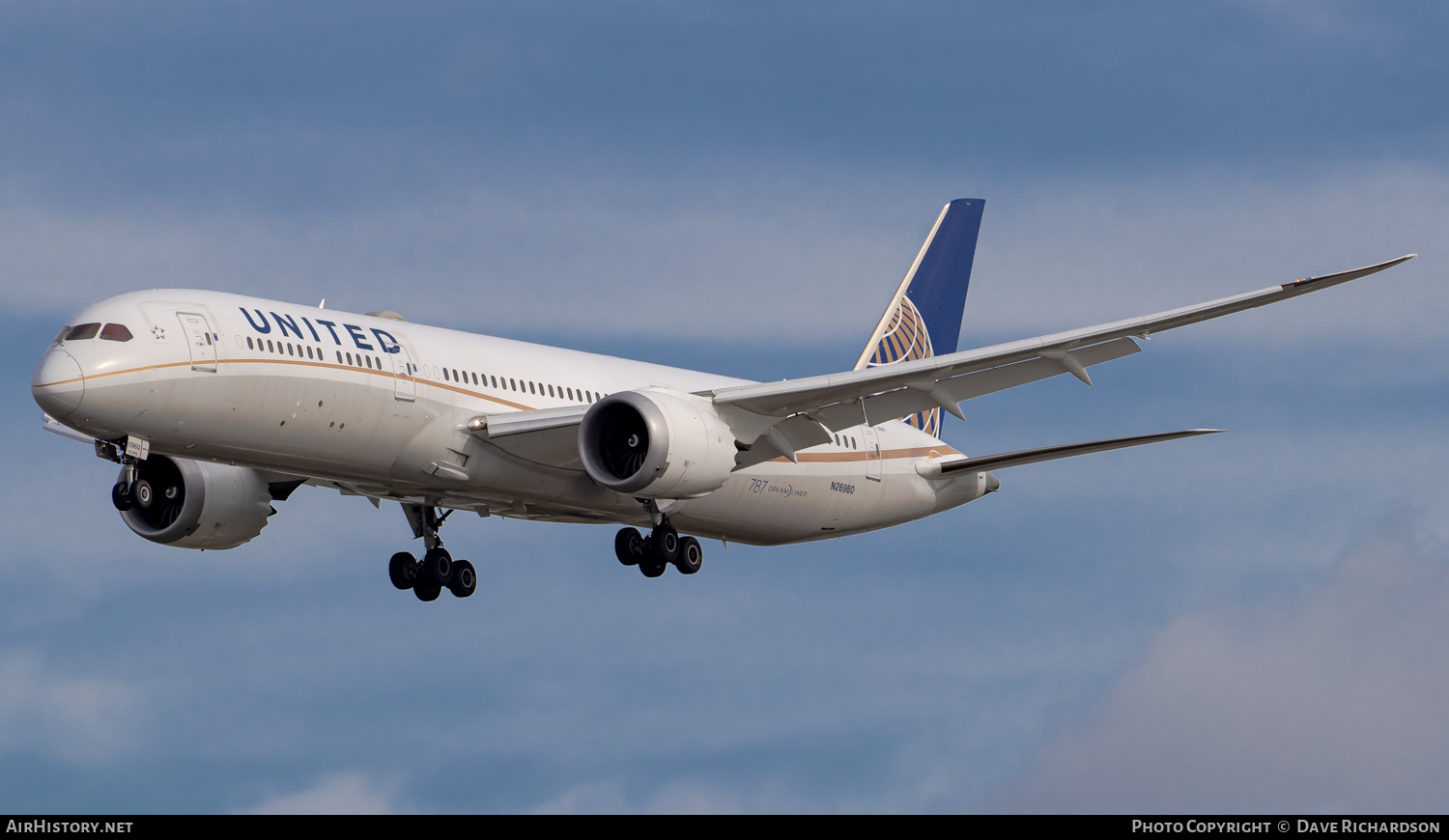 Aircraft Photo of N26960 | Boeing 787-9 Dreamliner | United Airlines | AirHistory.net #511417
