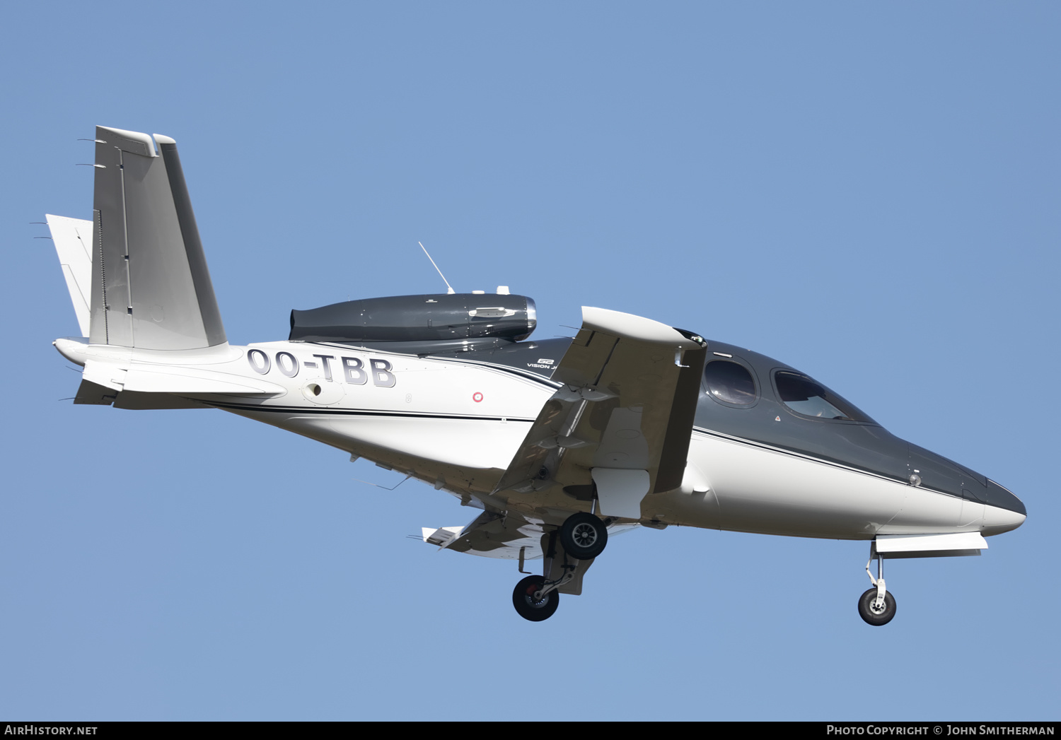 Aircraft Photo of OO-TBB | Cirrus SF-50 Vision G2 | AirHistory.net #511437