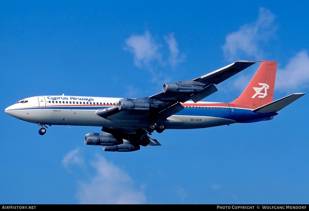 Aircraft Photo of 5B-DAK | Boeing 707-123B | Cyprus Airways | AirHistory.net #511444