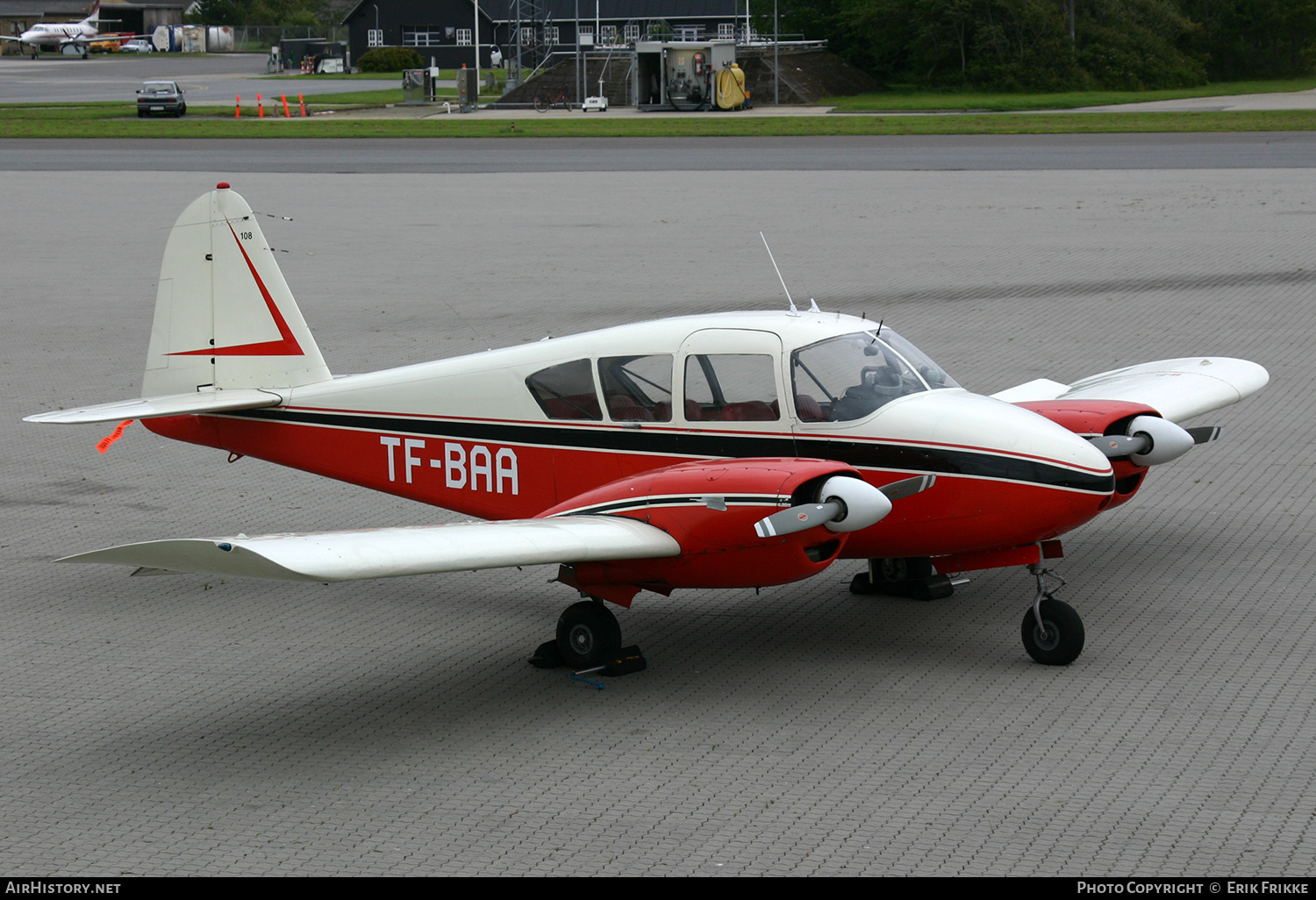 Aircraft Photo of TF-BAA | Piper PA-23 Apache | AirHistory.net #511450