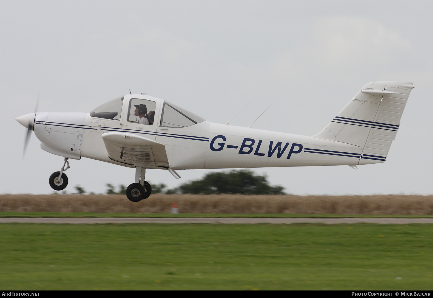 Aircraft Photo of G-BLWP | Piper PA-38-112 Tomahawk | AirHistory.net #511669