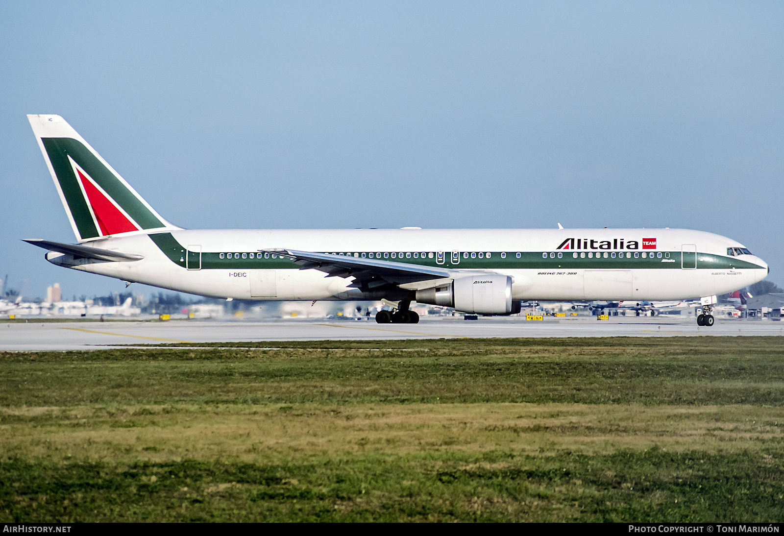 Aircraft Photo of I-DEIC | Boeing 767-33A/ER | Alitalia | AirHistory.net #511708