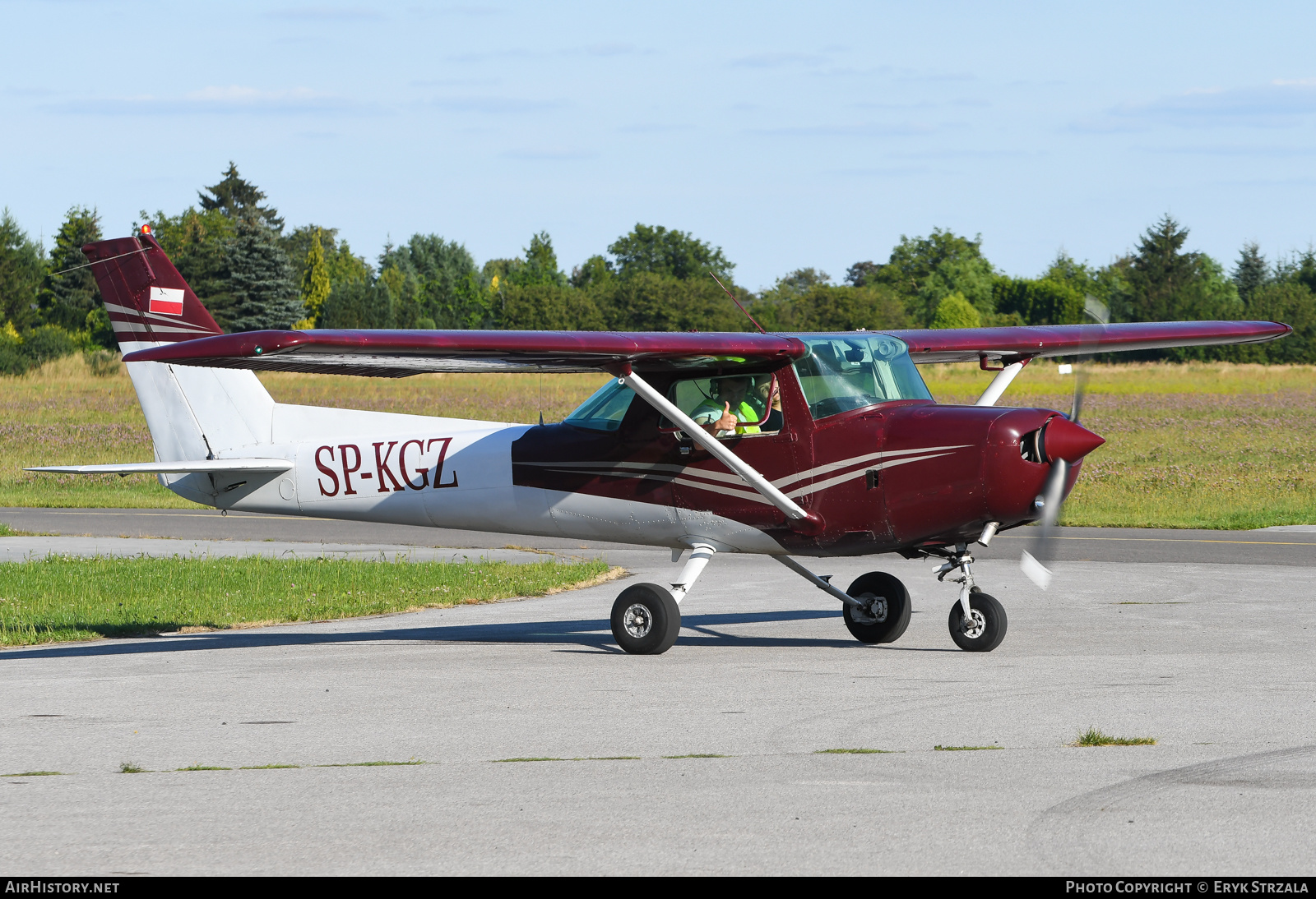 Aircraft Photo of SP-KGZ | Cessna 152 | AirHistory.net #511735