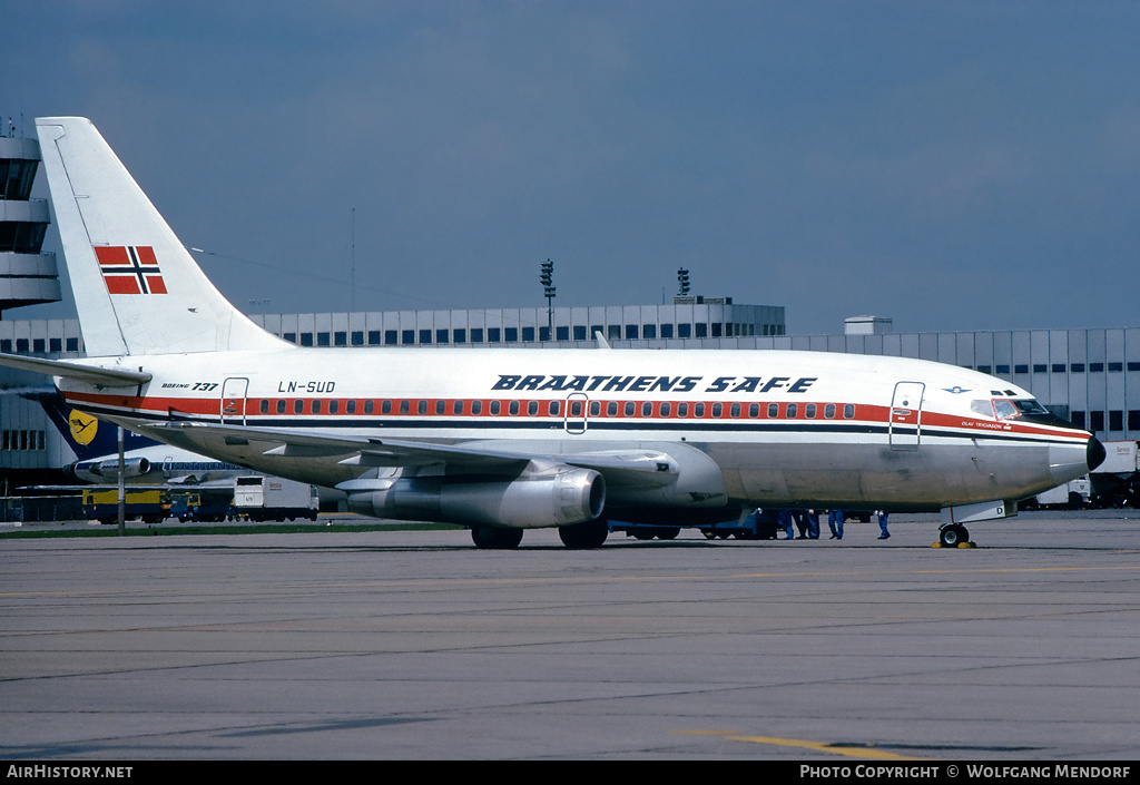 Aircraft Photo of LN-SUD | Boeing 737-205/Adv | Braathens SAFE | AirHistory.net #511781