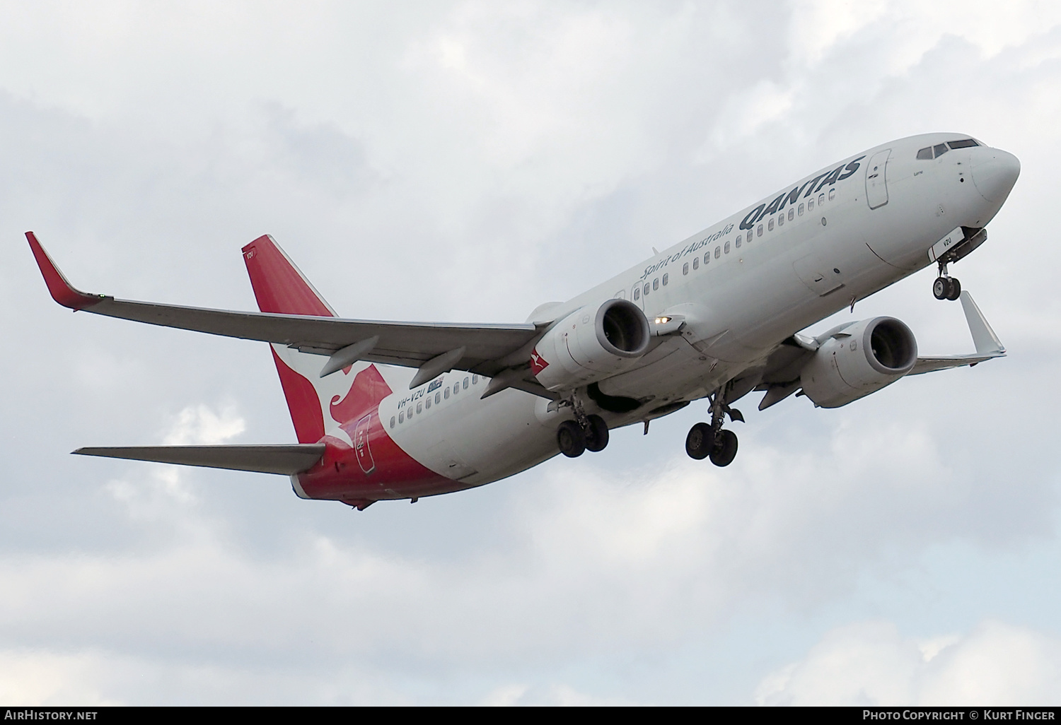 Aircraft Photo of VH-VZU | Boeing 737-838 | Qantas | AirHistory.net #511863