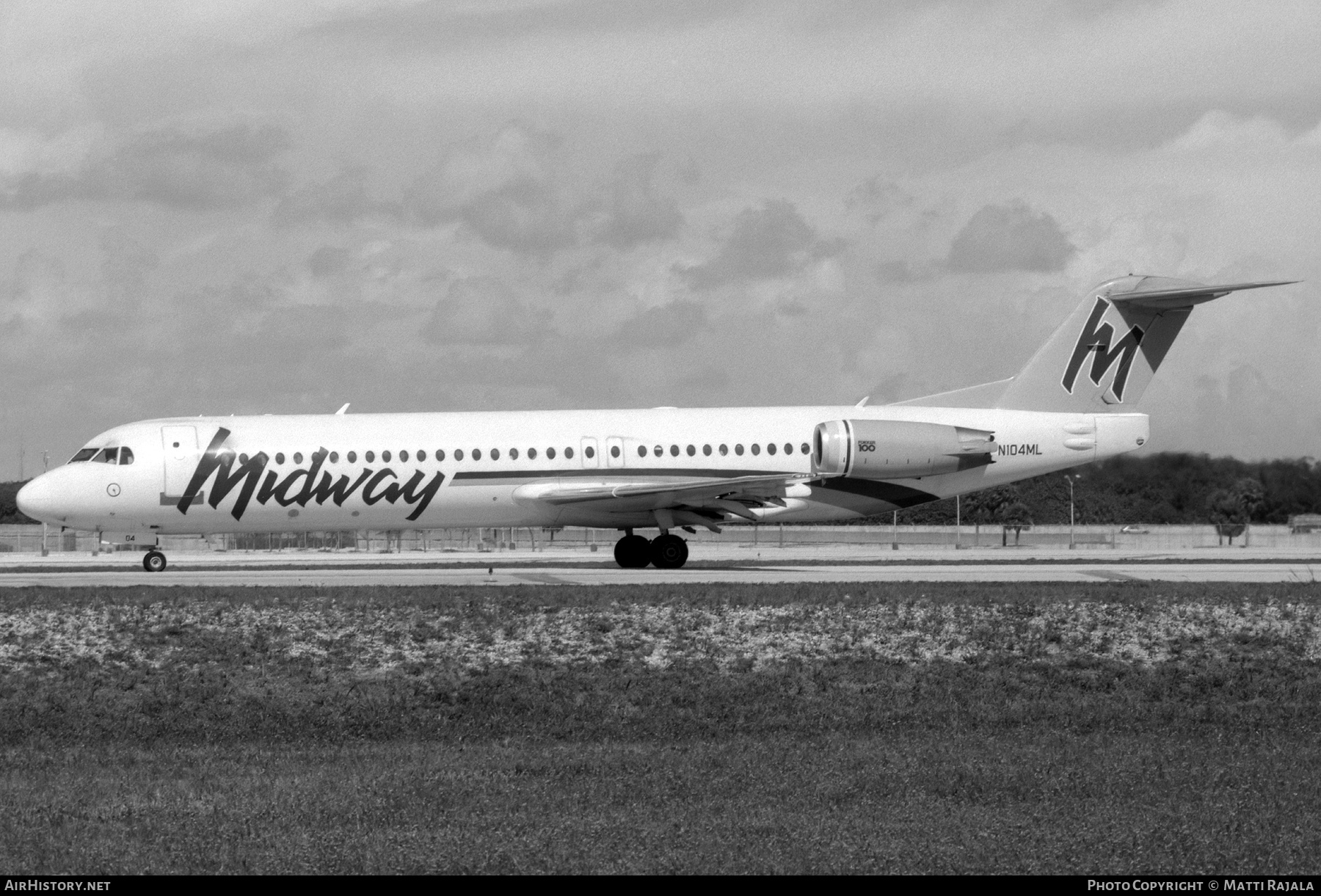 Aircraft Photo of N104ML | Fokker 100 (F28-0100) | Midway Airlines | AirHistory.net #511953