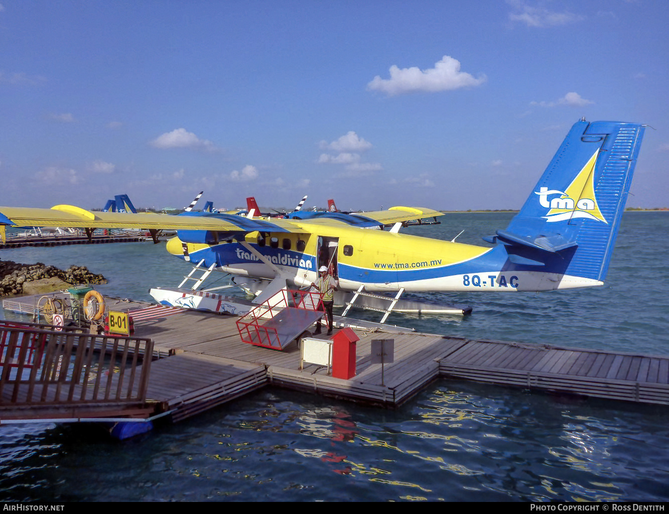 Aircraft Photo of 8Q-TAC | De Havilland Canada DHC-6-300 Twin Otter | Trans Maldivian Airways - TMA | AirHistory.net #511980