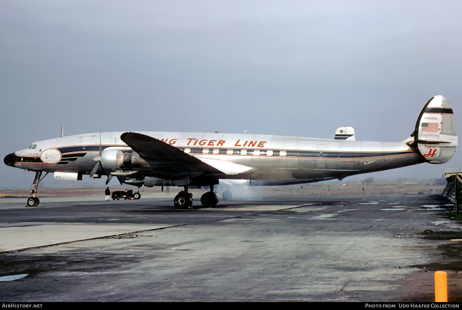 Aircraft Photo of N6924C | Lockheed L-1049H Super Constellation | Flying Tiger Line | AirHistory.net #512006