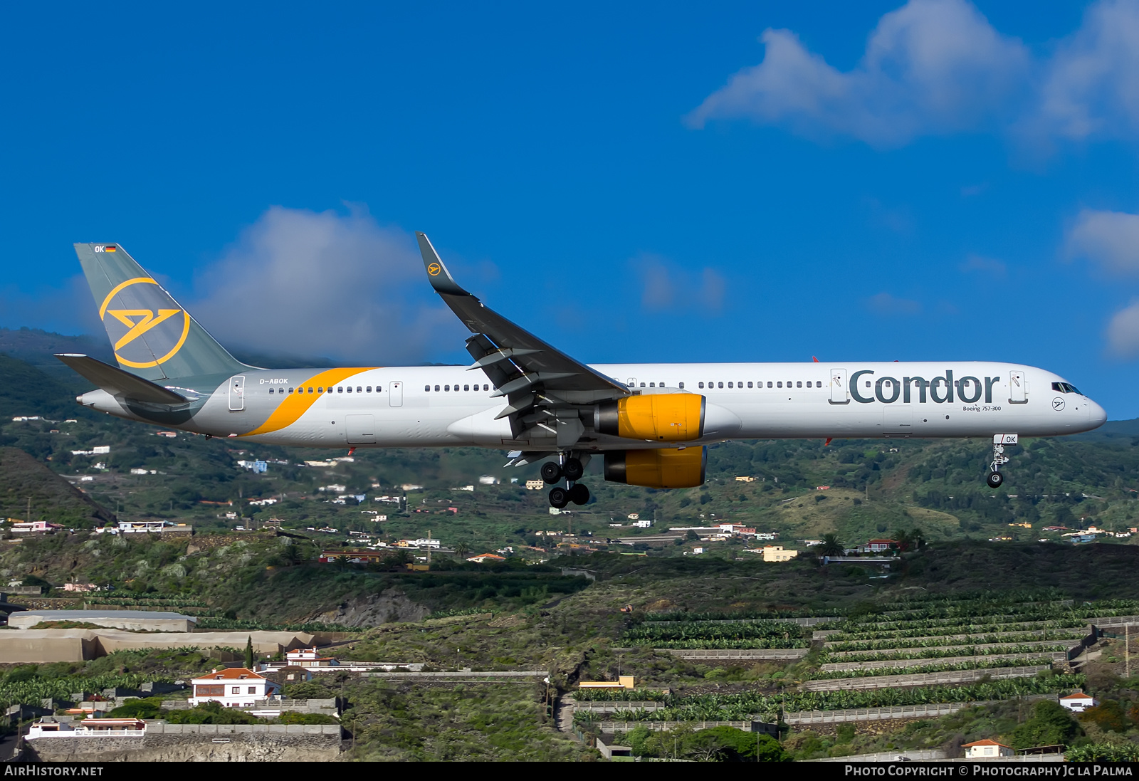 Aircraft Photo of D-ABOK | Boeing 757-330 | Condor Flugdienst | AirHistory.net #512034