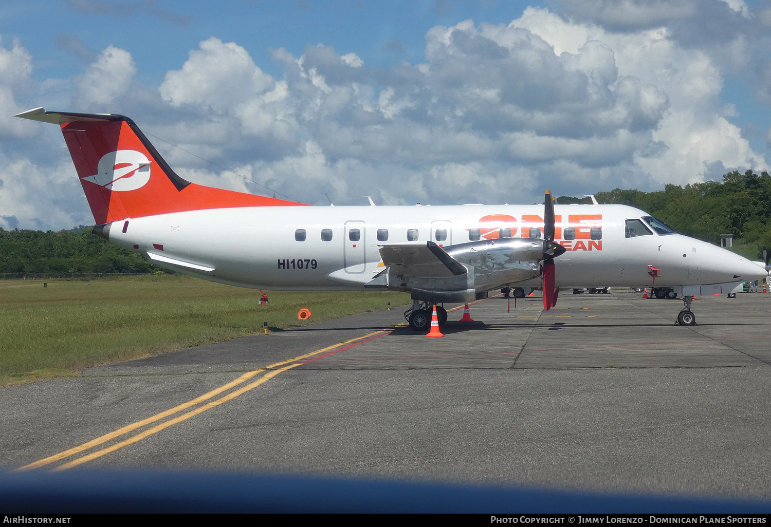 Aircraft Photo of HI1079 | Embraer EMB-120(ER) Brasilia | One Caribbean | AirHistory.net #512068