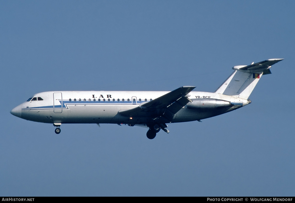 Aircraft Photo of YR-BCF | BAC 111-424EU One-Eleven | LAR Romanian Airlines - Liniile Aeriene Romane | AirHistory.net #512095
