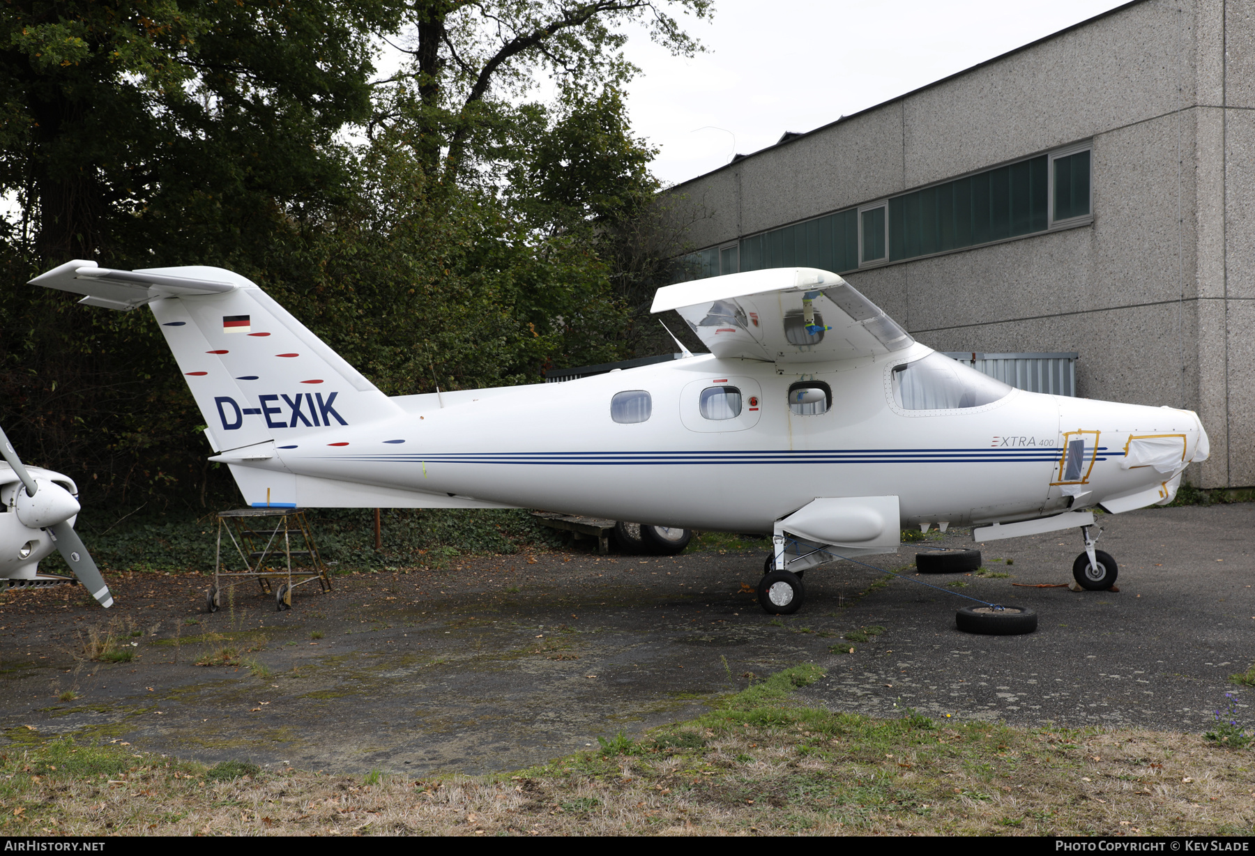 Aircraft Photo of D-EXIK | Extra EA-400 | AirHistory.net #512237
