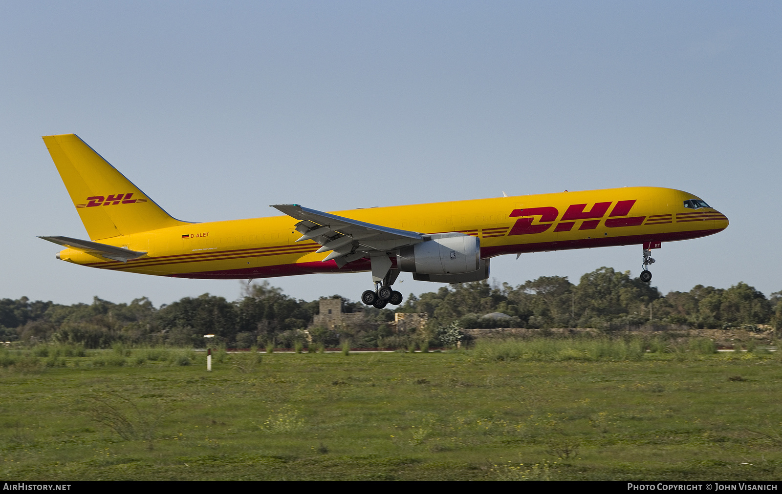 Aircraft Photo of D-ALET | Boeing 757-28A(PCF) | DHL International | AirHistory.net #512314