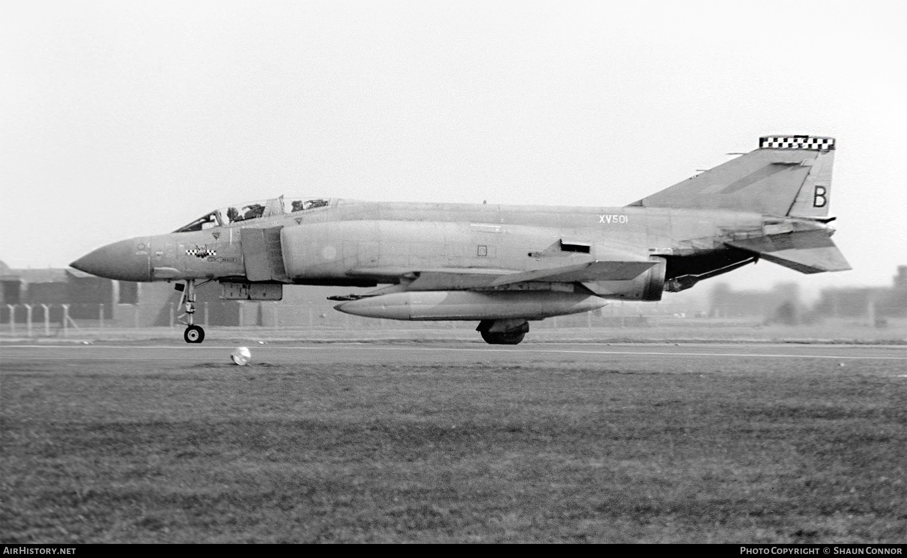 Aircraft Photo of XV501 | McDonnell Douglas F-4M Phantom FGR2 | UK - Air Force | AirHistory.net #512369