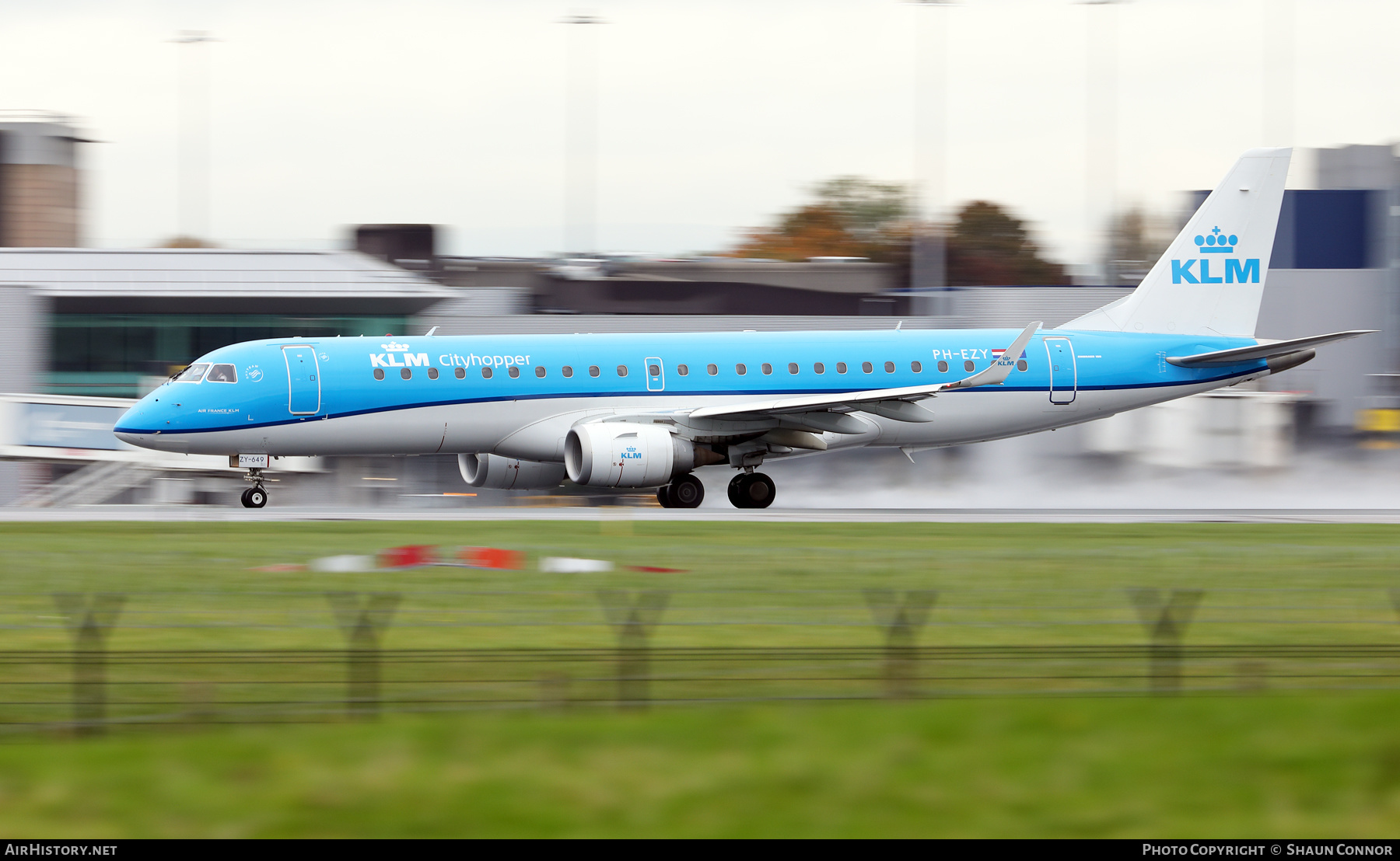 Aircraft Photo of PH-EZY | Embraer 190STD (ERJ-190-100STD) | KLM Cityhopper | AirHistory.net #512377