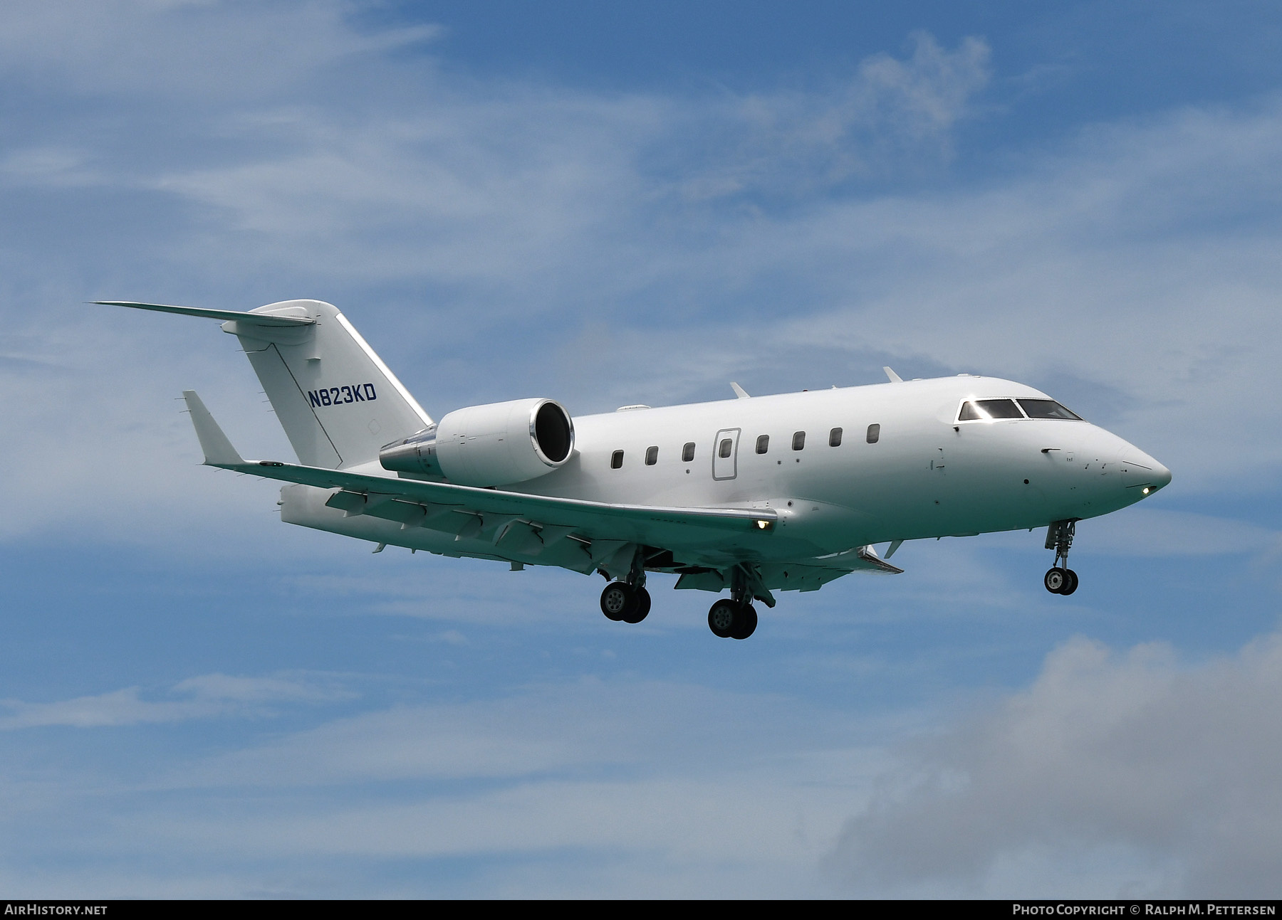 Aircraft Photo of N823KD | Bombardier Challenger 604 (CL-600-2B16) | AirHistory.net #512494