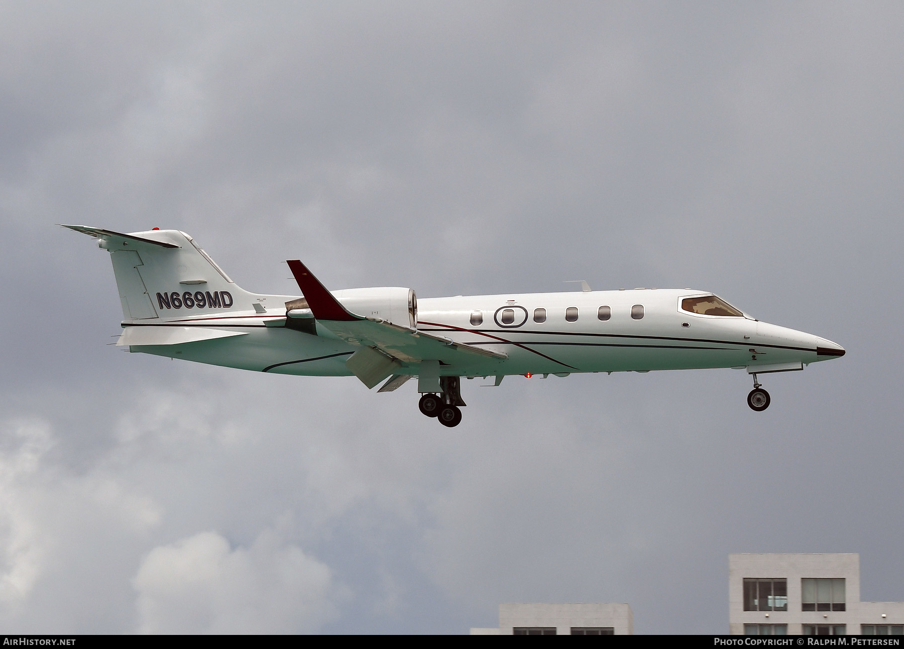 Aircraft Photo of N669MD | Learjet 31A | AirHistory.net #512495