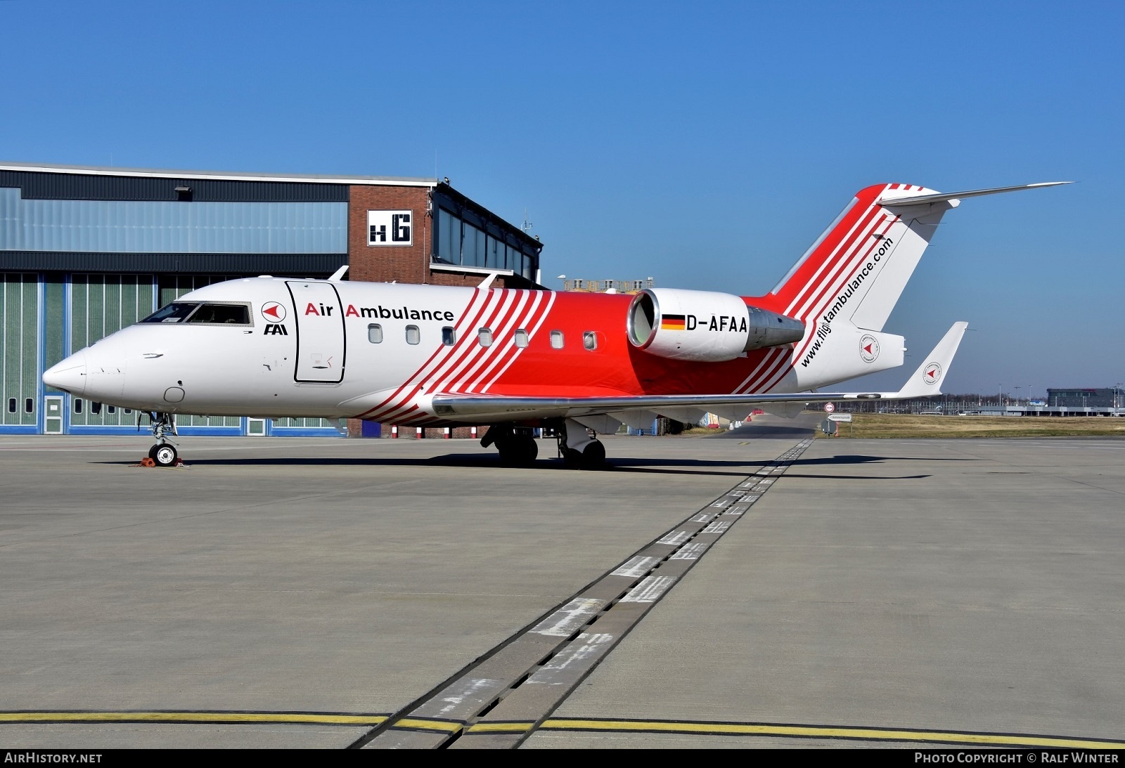 Aircraft Photo of D-AFAA | Bombardier Challenger 604 (CL-600-2B16) | FAI - Flight Ambulance International | AirHistory.net #512522