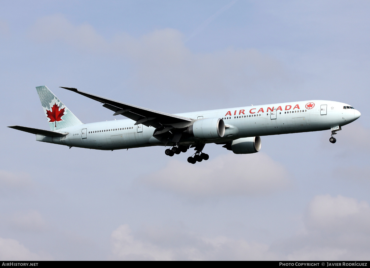 Aircraft Photo of C-FIUL | Boeing 777-333/ER | Air Canada | AirHistory.net #512554