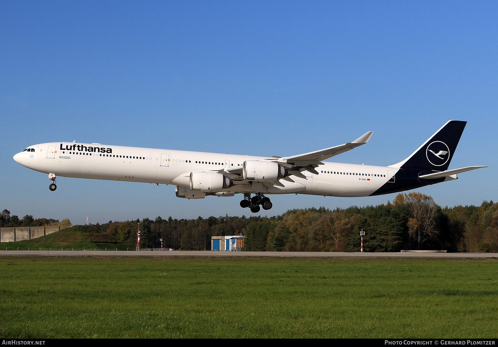 Aircraft Photo of D-AIHI | Airbus A340-642 | Lufthansa | AirHistory.net #512566