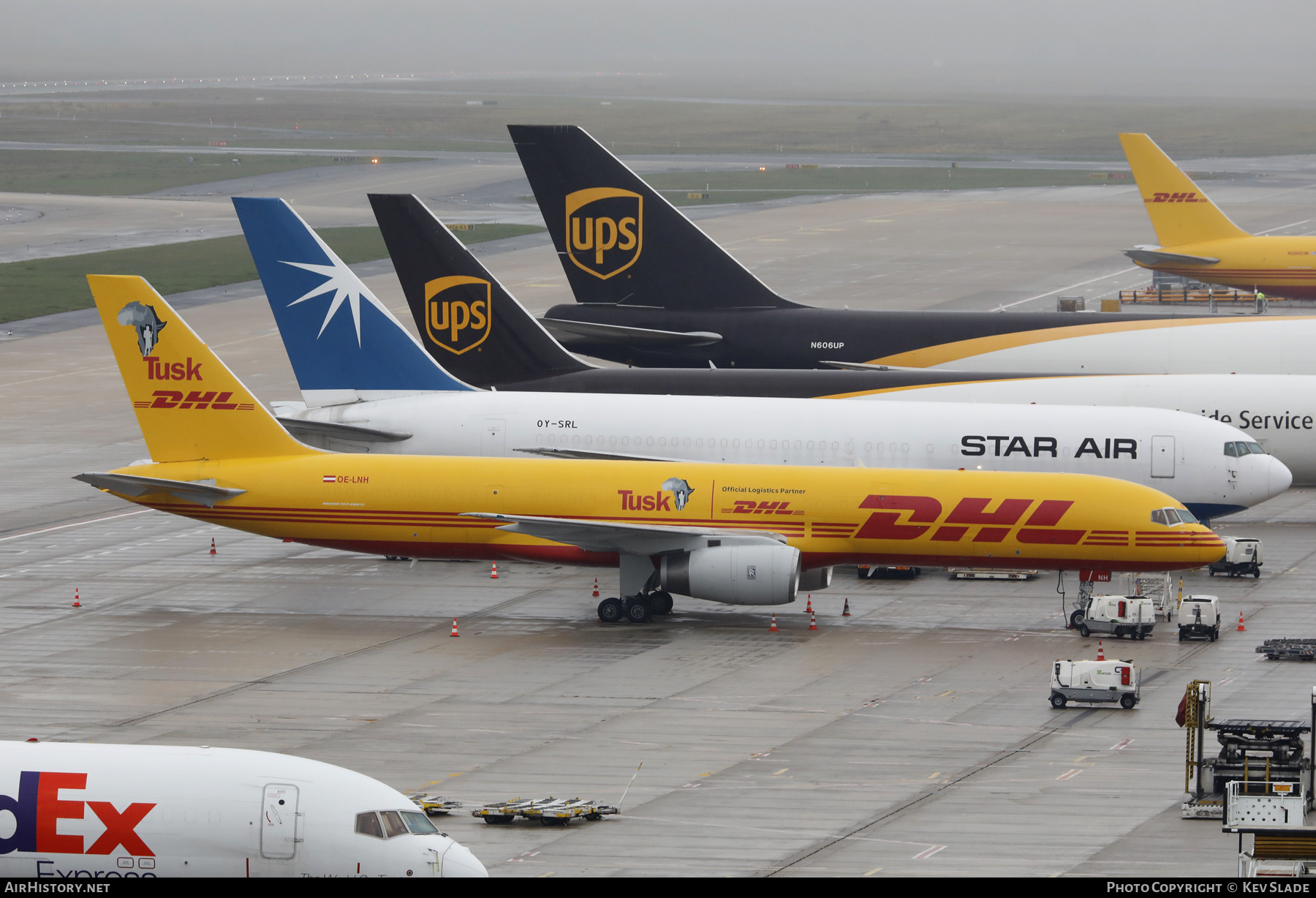 Aircraft Photo of OE-LNH | Boeing 757-236(PCF) | DHL International | AirHistory.net #512623