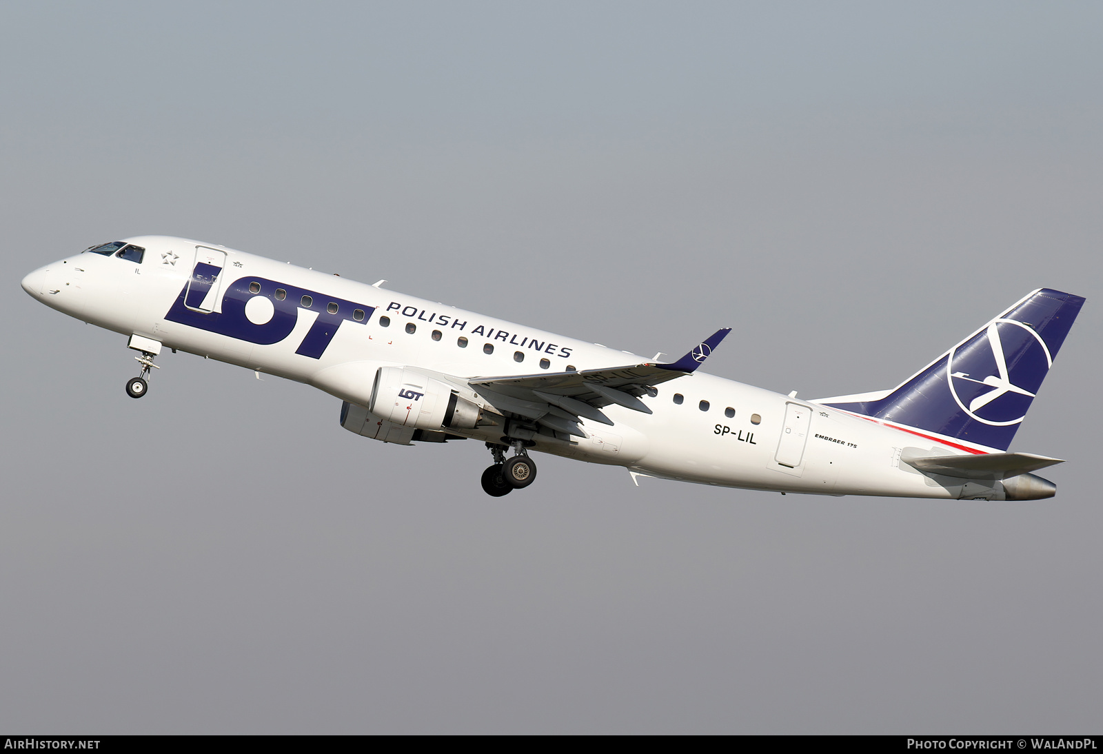 Aircraft Photo of SP-LIL | Embraer 175STD (ERJ-170-200STD) | LOT Polish Airlines - Polskie Linie Lotnicze | AirHistory.net #512711