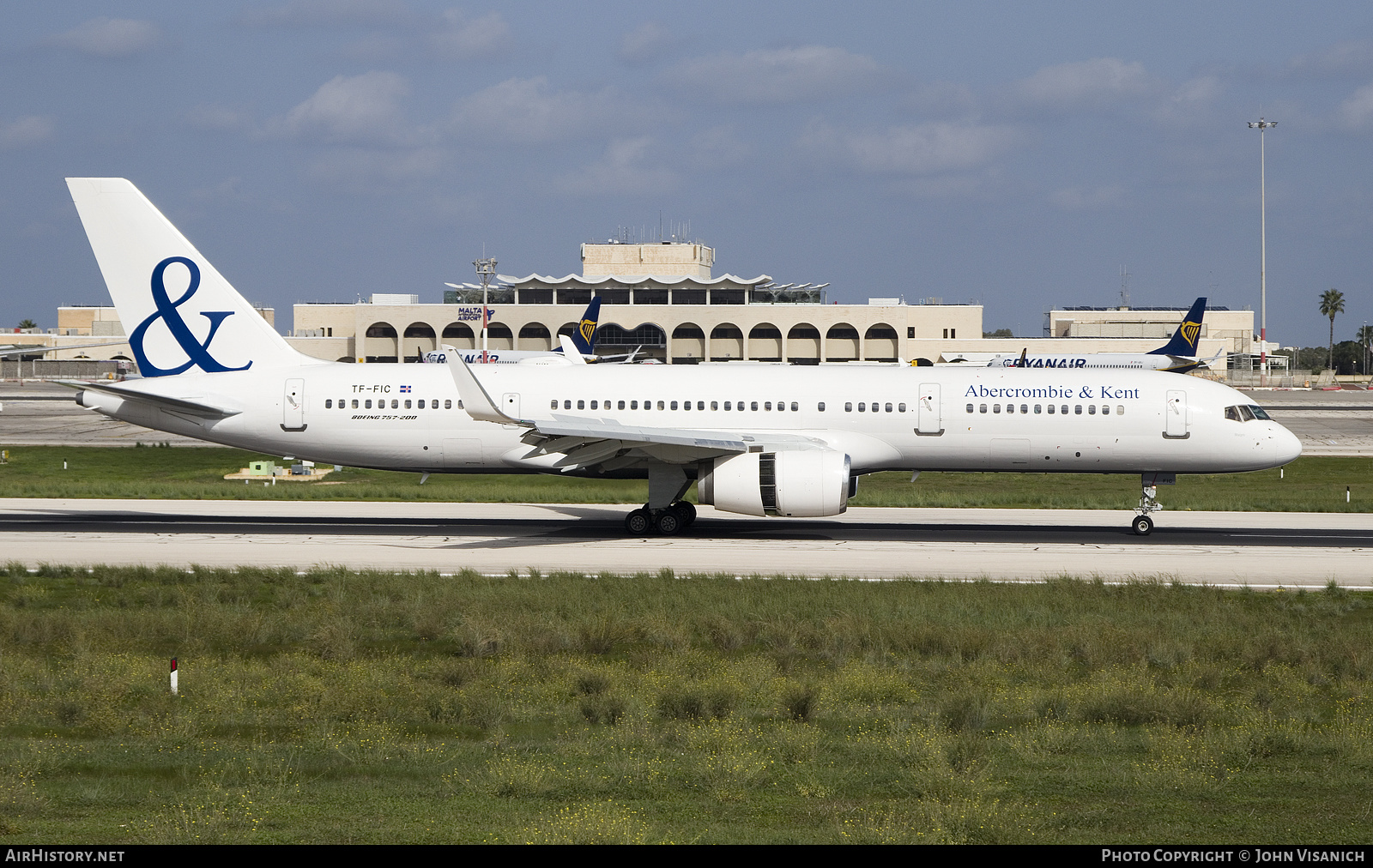 Aircraft Photo of TF-FIC | Boeing 757-23N | Abercrombie & Kent | AirHistory.net #512720