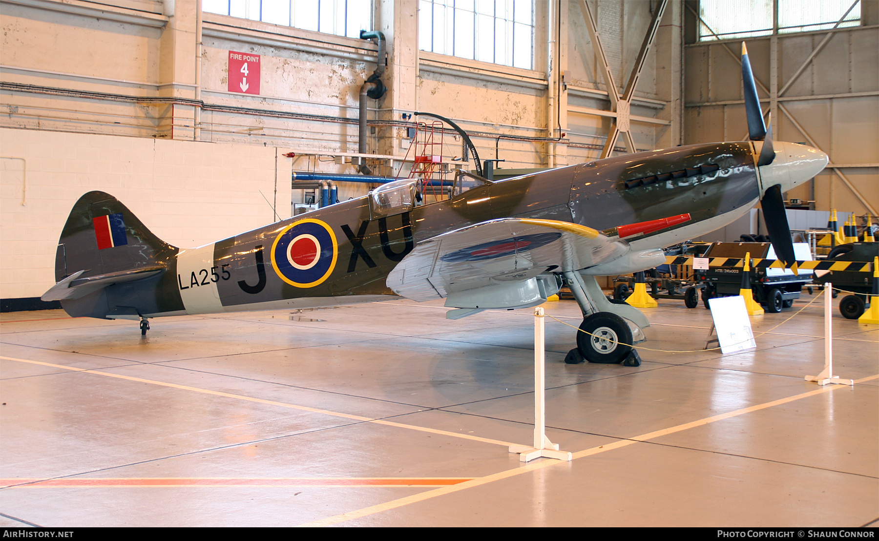 Aircraft Photo of LA255 | Supermarine 356 Spitfire F21 | UK - Air Force | AirHistory.net #512753