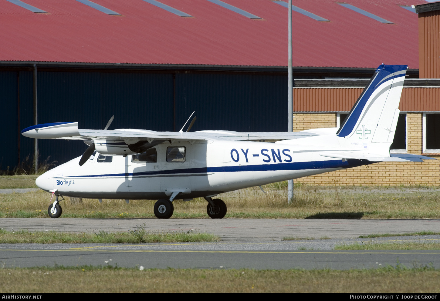 Aircraft Photo of OY-SNS | Vulcanair P-68C | Bioflight | AirHistory.net #512812