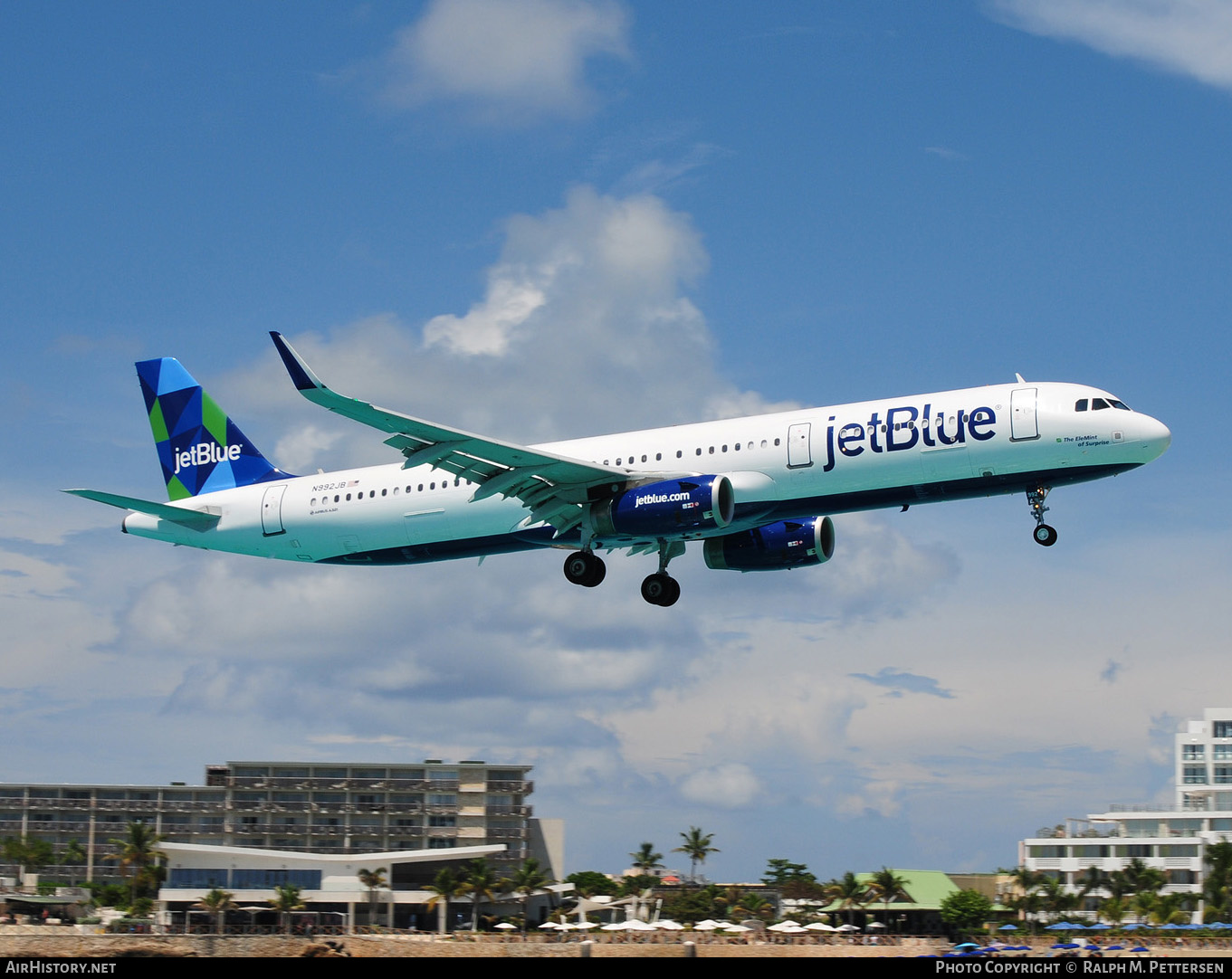 Aircraft Photo of N992JB | Airbus A321-231 | JetBlue Airways | AirHistory.net #512883