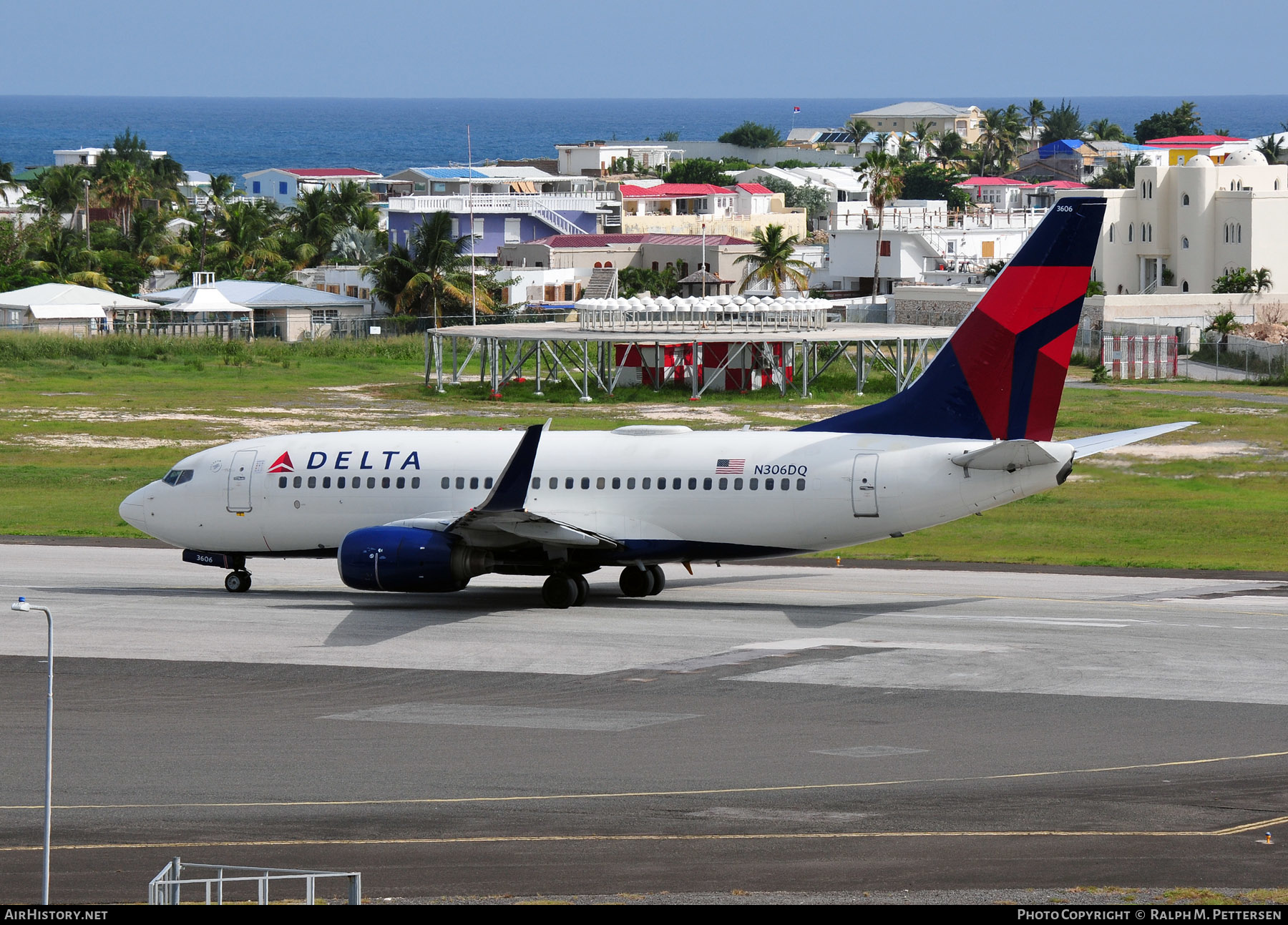 Aircraft Photo of N306DQ | Boeing 737-732 | Delta Air Lines | AirHistory.net #512923