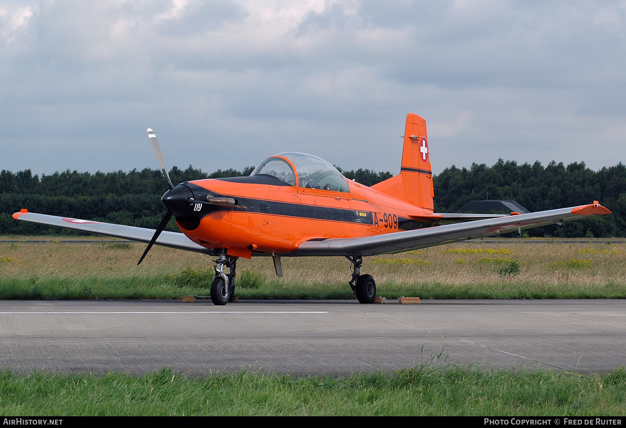 Aircraft Photo of A-909 | Pilatus PC-7 | Switzerland - Air Force | AirHistory.net #513163