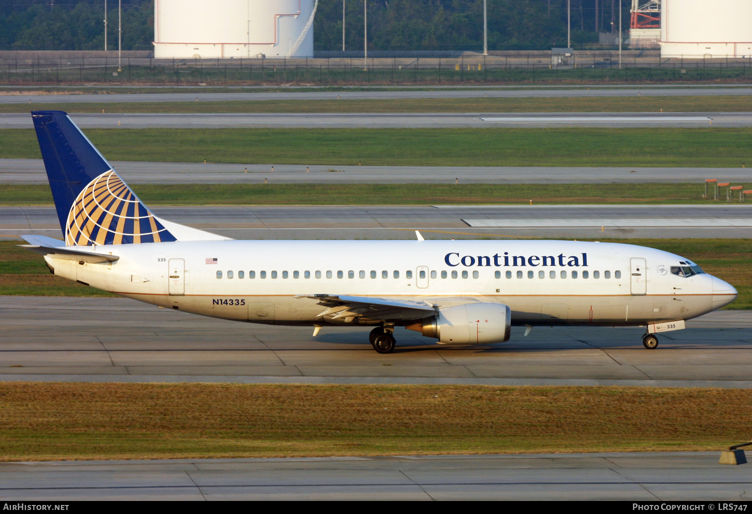 Aircraft Photo of N14335 | Boeing 737-3T0 | Continental Airlines | AirHistory.net #513164