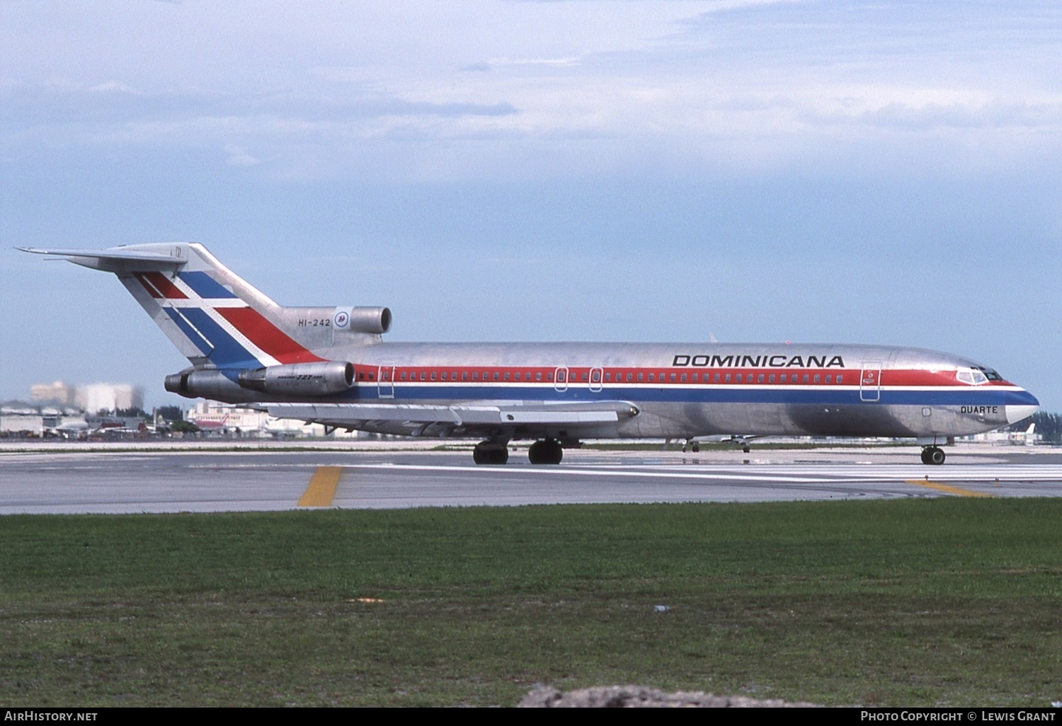 Aircraft Photo of HI-242 | Boeing 727-2J1/Adv | Dominicana | AirHistory.net #513174