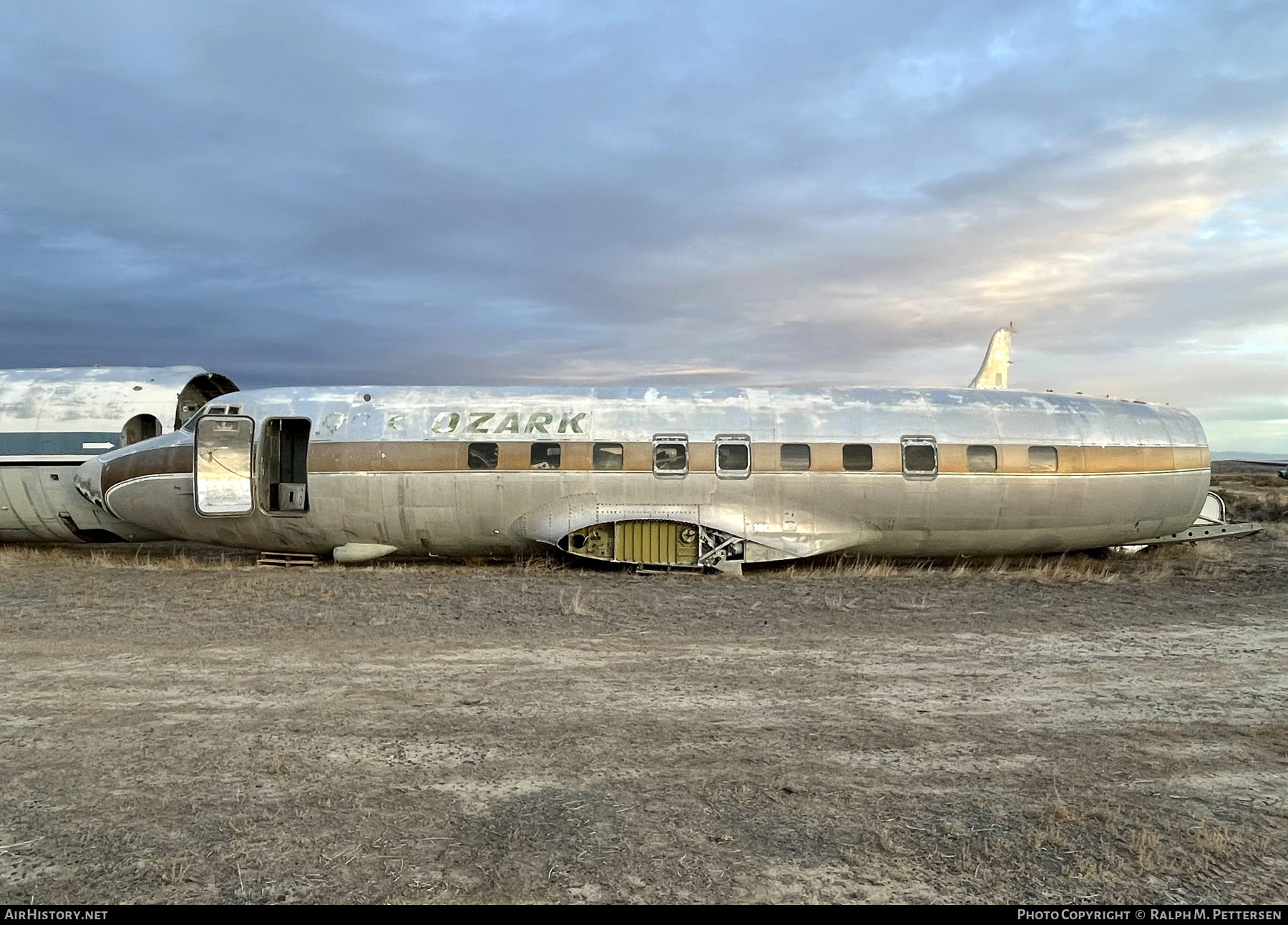 Aircraft Photo of N461M | Martin 404 | AirHistory.net #513347