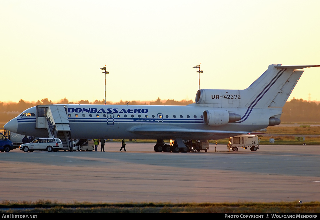 Aircraft Photo of UR-42372 | Yakovlev Yak-42D | Donbassaero | AirHistory.net #513429