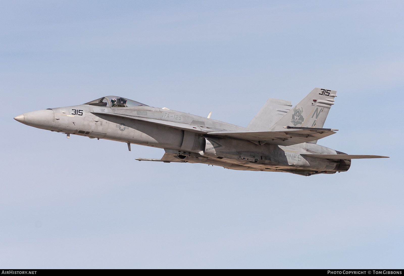Aircraft Photo of 164034 | McDonnell Douglas F/A-18C Hornet | USA - Marines | AirHistory.net #513445