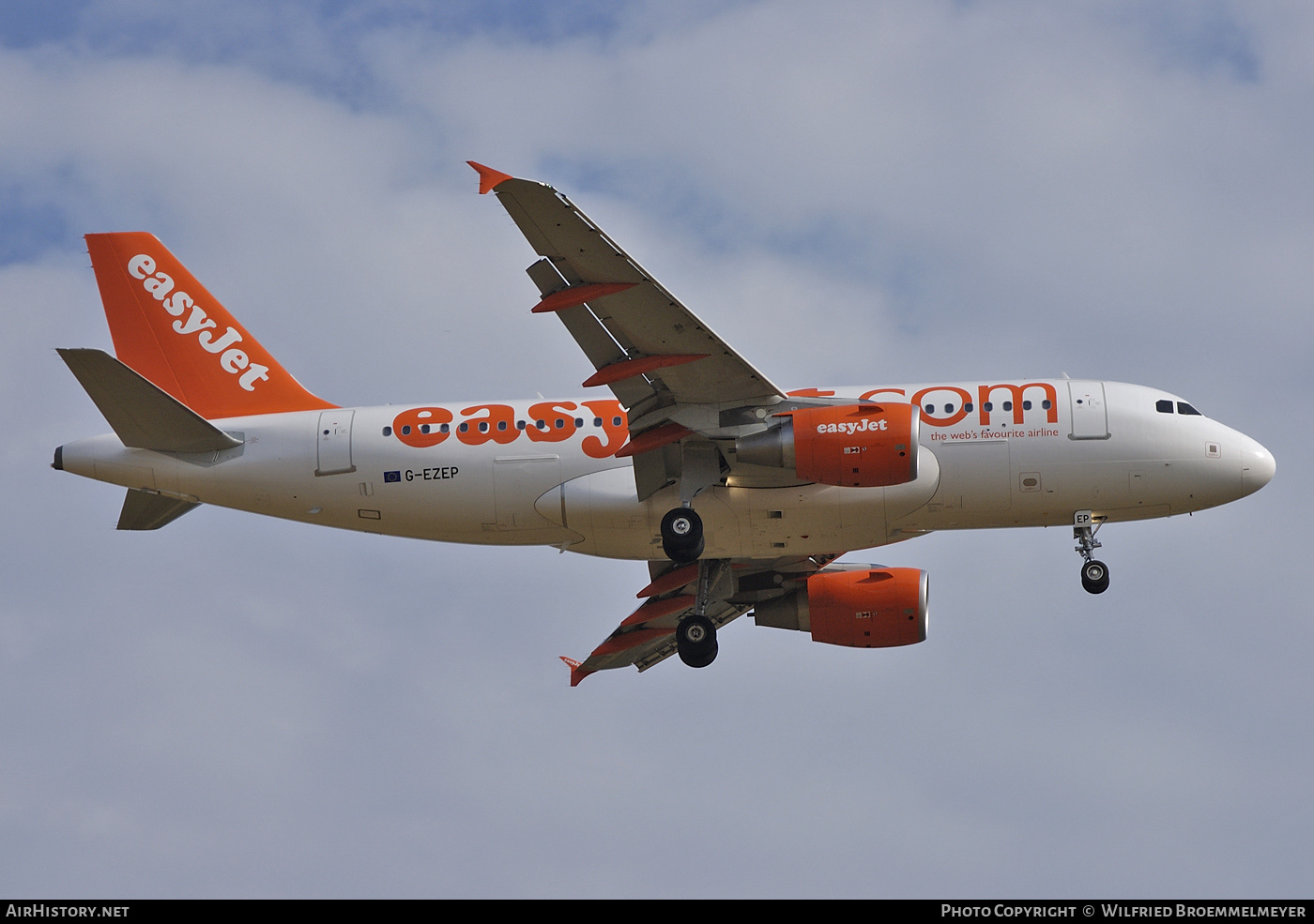Aircraft Photo of G-EZEP | Airbus A319-111 | EasyJet | AirHistory.net #513507