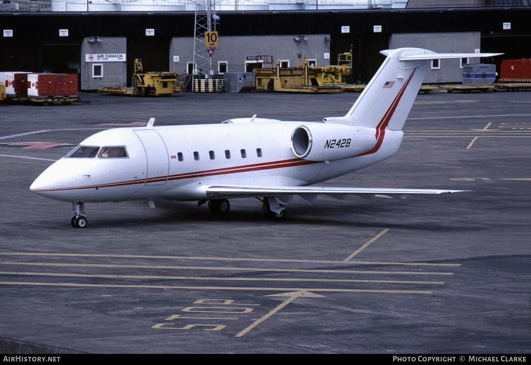 Aircraft Photo of N2428 | Canadair Challenger 600 (CL-600-1A11) | AirHistory.net #513564