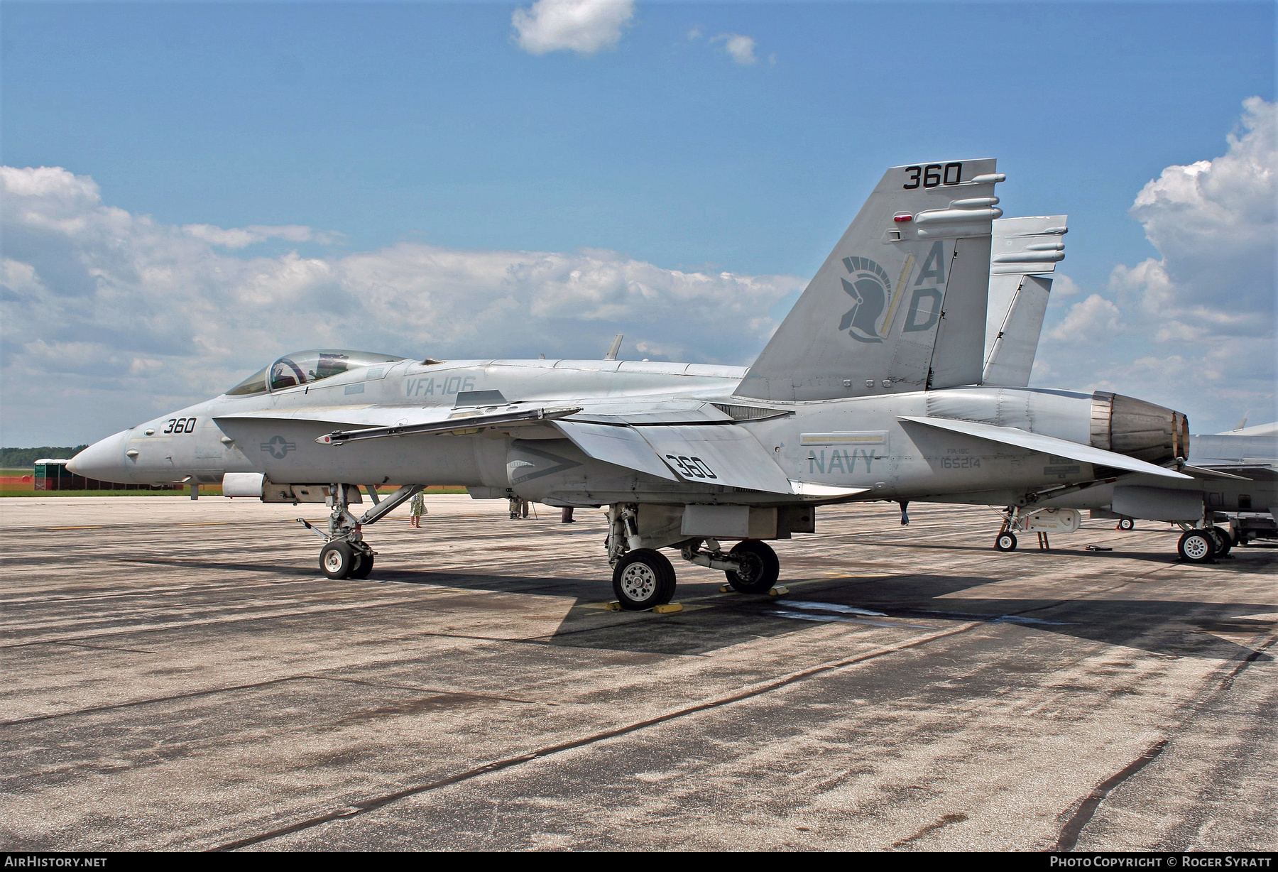 Aircraft Photo of 165214 | McDonnell Douglas F/A-18C Hornet | USA - Navy | AirHistory.net #513571