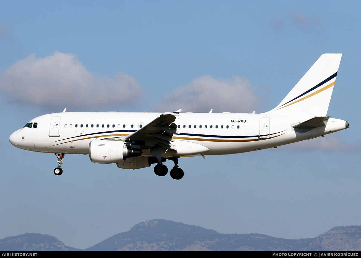 Aircraft Photo of A6-RRJ | Airbus ACJ319 (A319-115/CJ) | AirHistory.net #513732