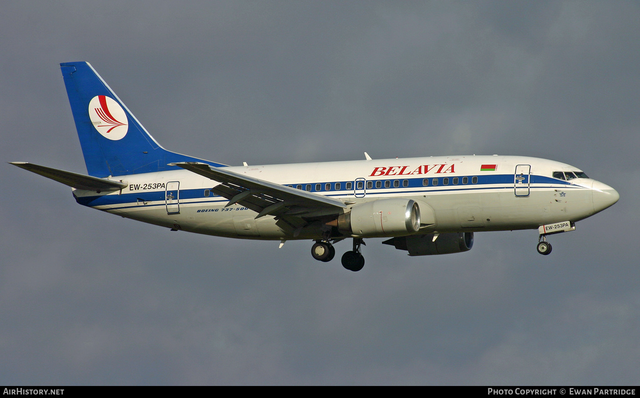 Aircraft Photo of EW-253PA | Boeing 737-524 | Belavia | AirHistory.net #513766
